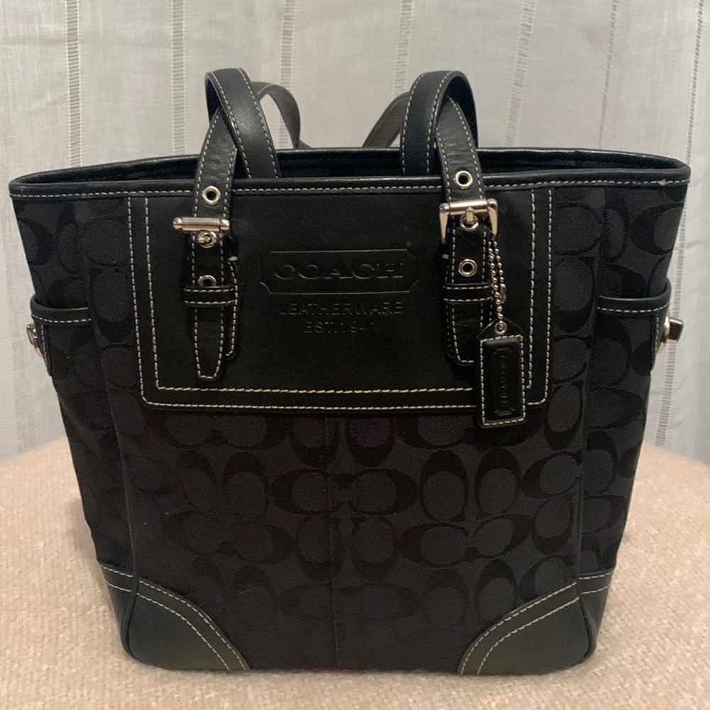 Coach shoulder bag